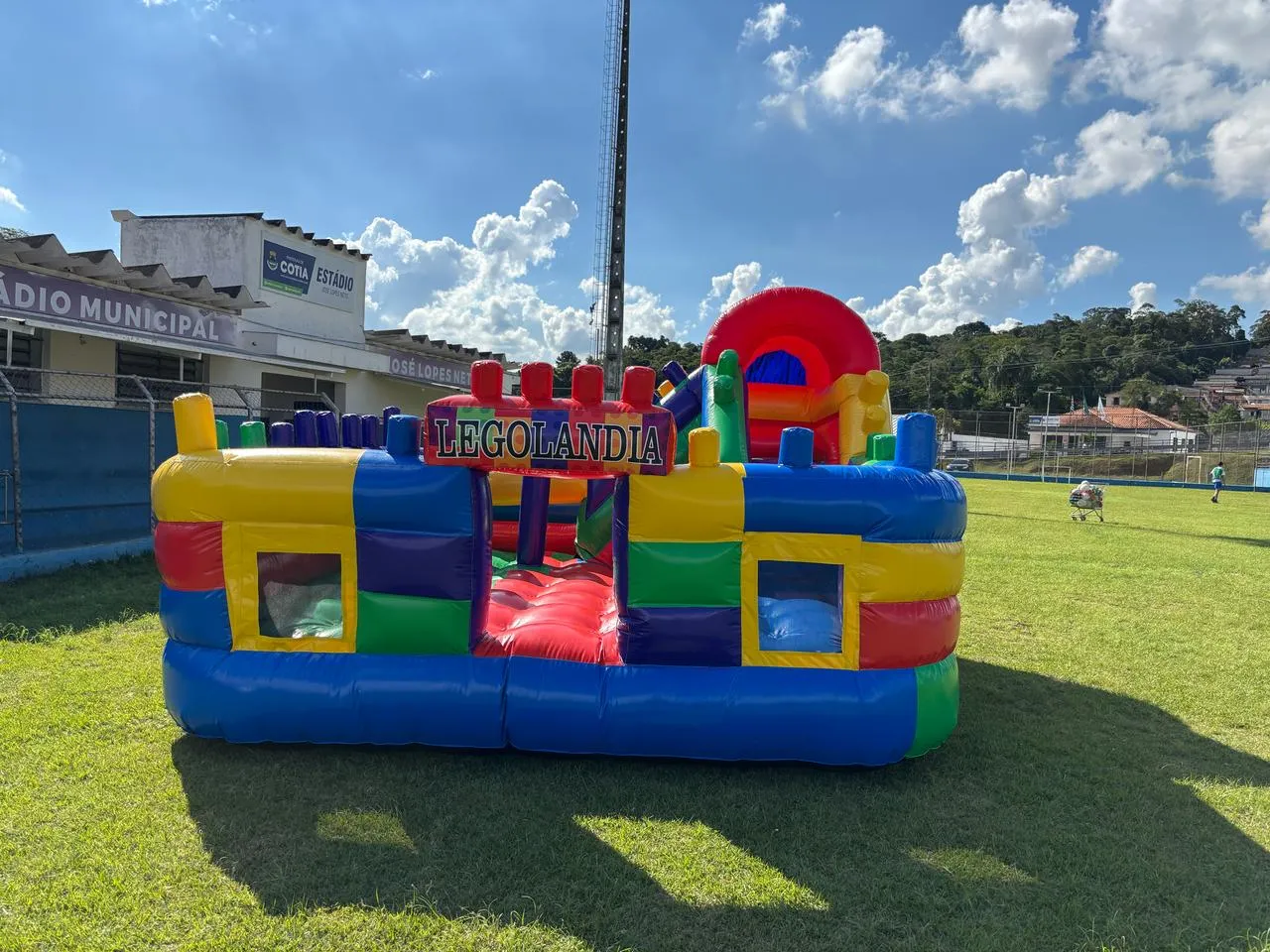 Legolândia — brinquedo médio para festa infantil no Rio de Janeiro